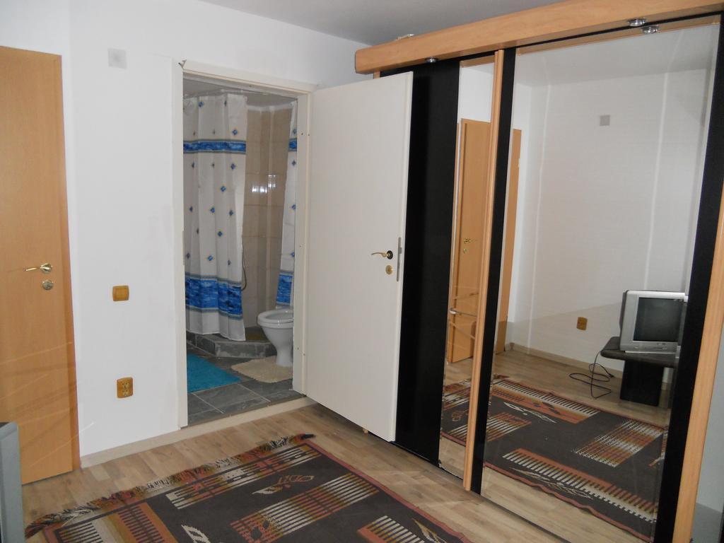Cuibul Salamandrelor Hotel Sarmizegetusa Esterno foto